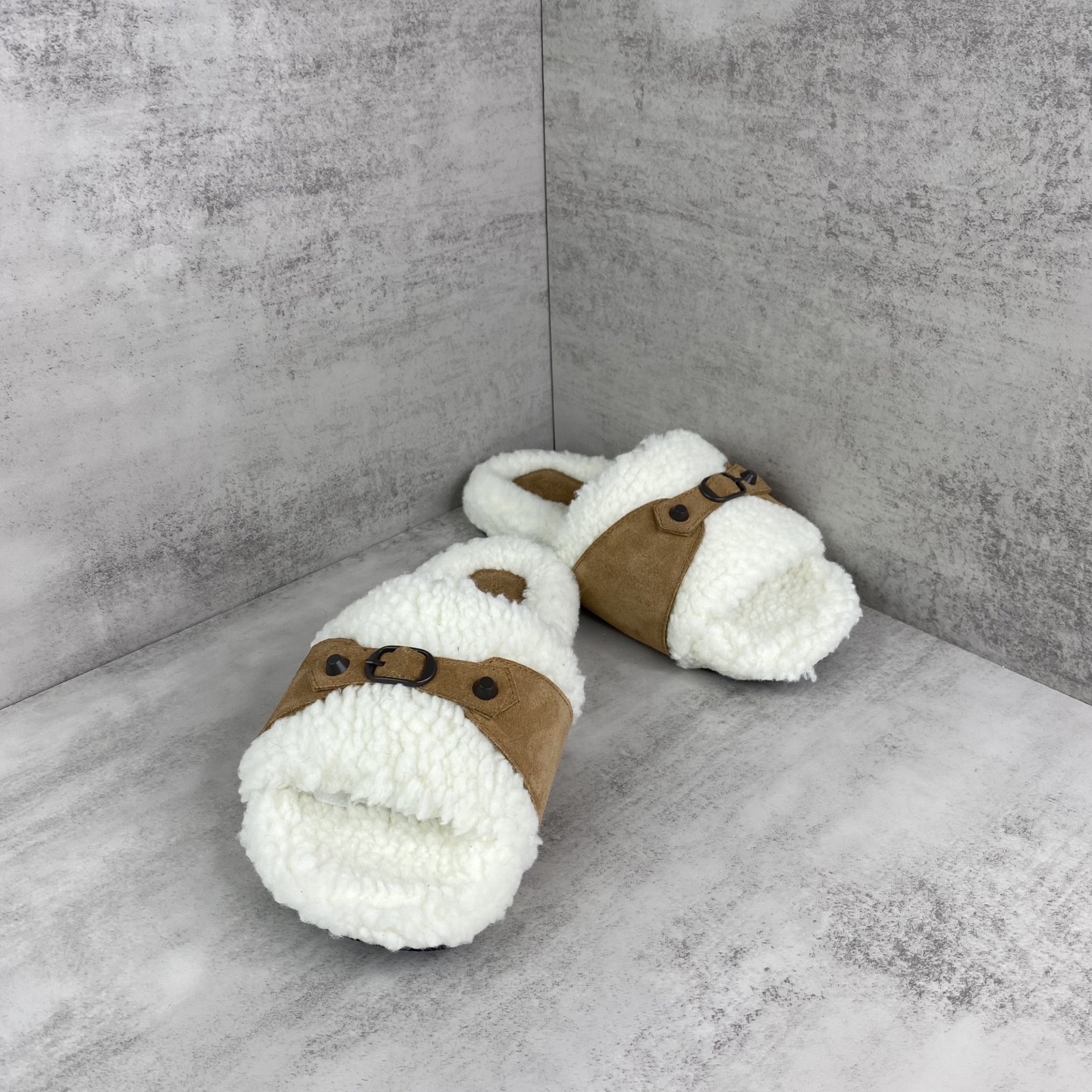 c2894b4edb75b85d038f66b5cb90bc15_1764063992_7107.jpg